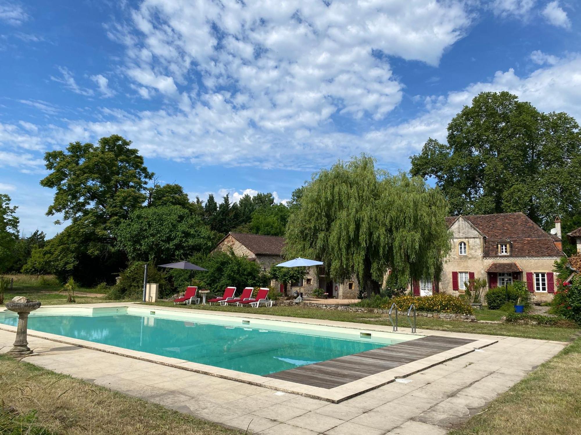 Вилла Sfeervol Vakantiehuis Op Landgoed Aan De Dordogne Prudhomat Экстерьер фото